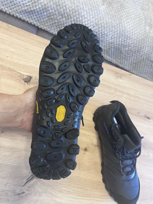 кросівки чоловічі трекінгові  merrell  outdoor vibram