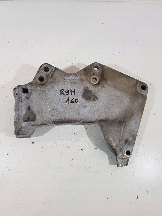 łapa silnika 112318576r opel vivaro b trafic iii 1.6d