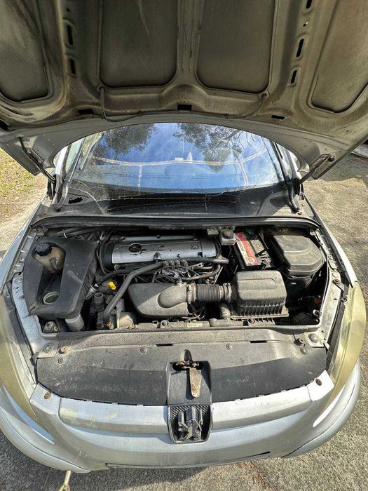 Peugeot 307 2001  2.0 бензин Разборка Пежо 307 хетчбек