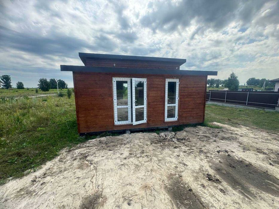 Продам модульний будинок 33 м2 з ділянкою 5,5 соток та світлом 5 кВт!