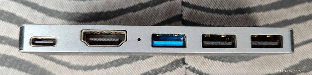 Телефони на запчастини