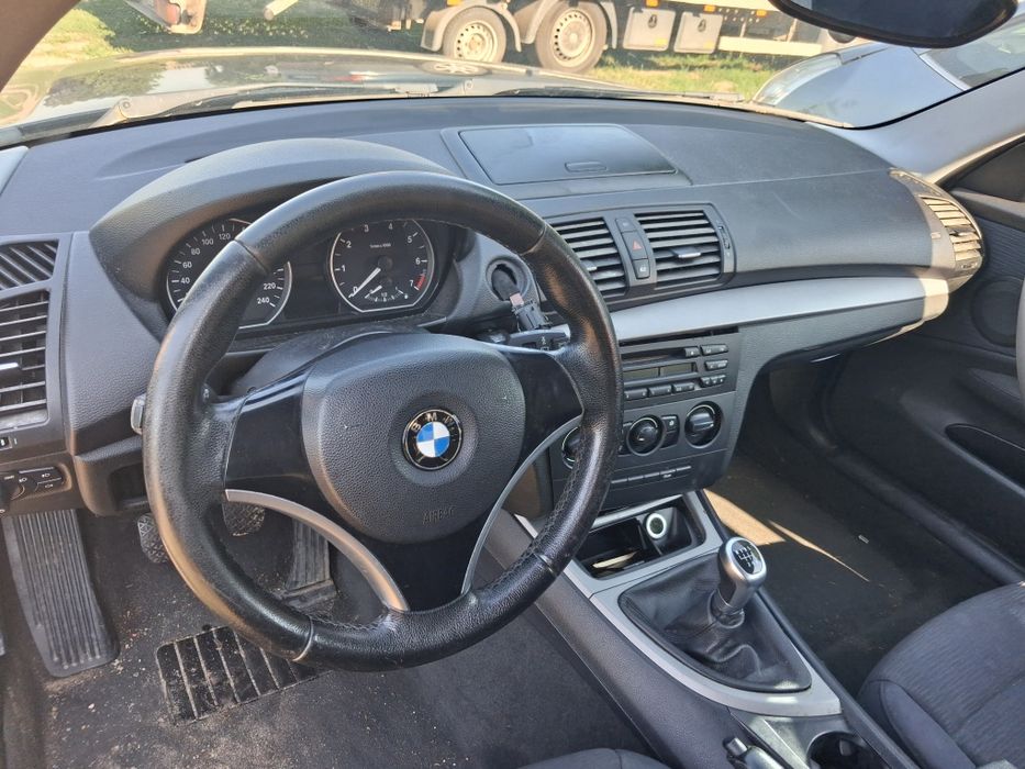 Kokpit deska rozdzielcza bmw 1 e87