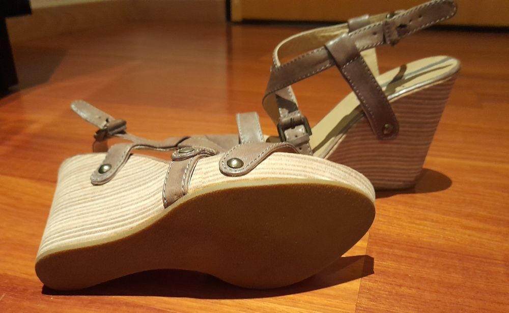 Platform Sandal