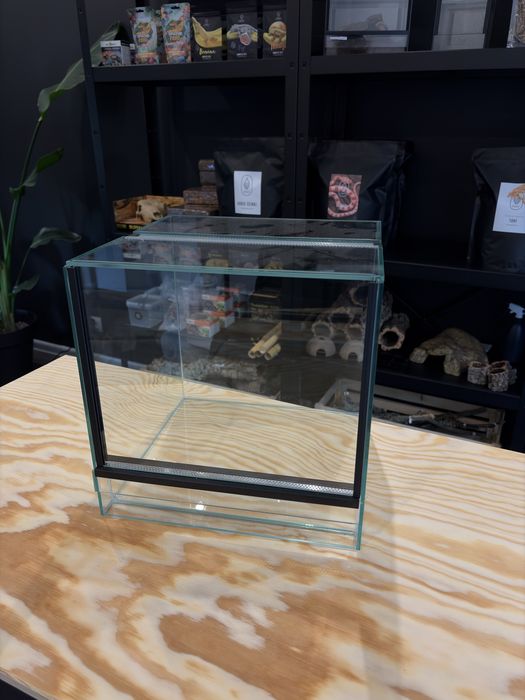 Terrarium szklane 30x30x30 gilotyna