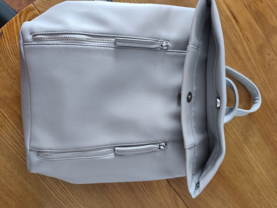 Sprzedam plecaczek w stanie idealnym