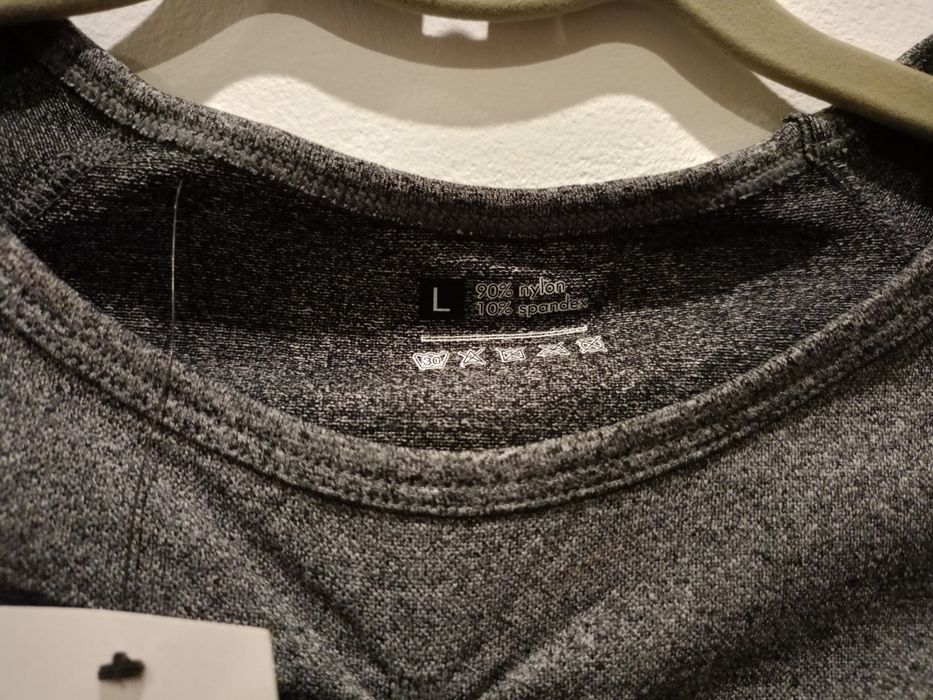 Krótki top sportowy Longsleeve Fit&Sweet Gray Naomi Tamper L