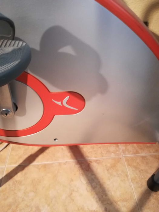 Domyos Stationary Bike, Lightly Used, Electronic Display Functional64739969234819121