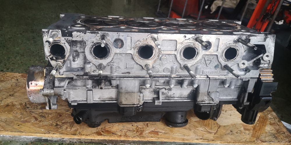 Cabeça Citroen C3 1.4 Diesel e VW Polo 1.2 12V