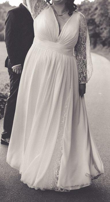 Suknia ślubna plus size