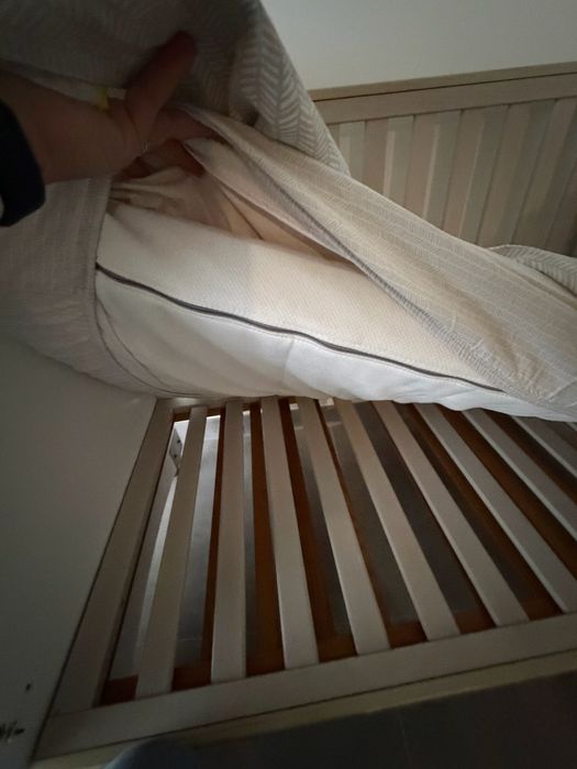 BERÇO MADEIRA USADO MAS OTIMO