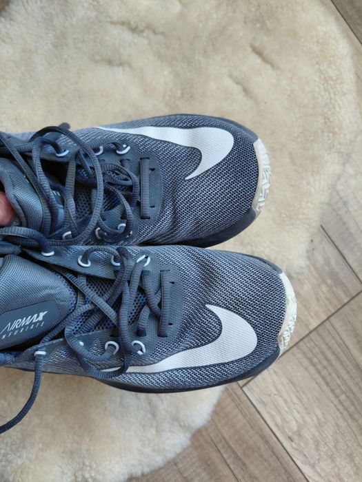 Nike баскетбольні кросівки 42.5р оригінал