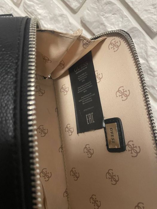 Сумка крос боді Guess