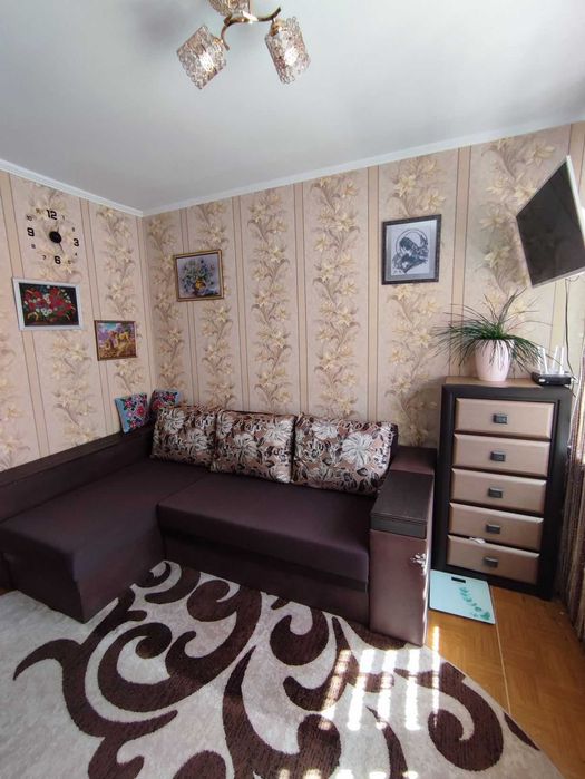 Увага! Халява! Гарна кімната в гуртожитку на Зарічанській VS ID: 38434