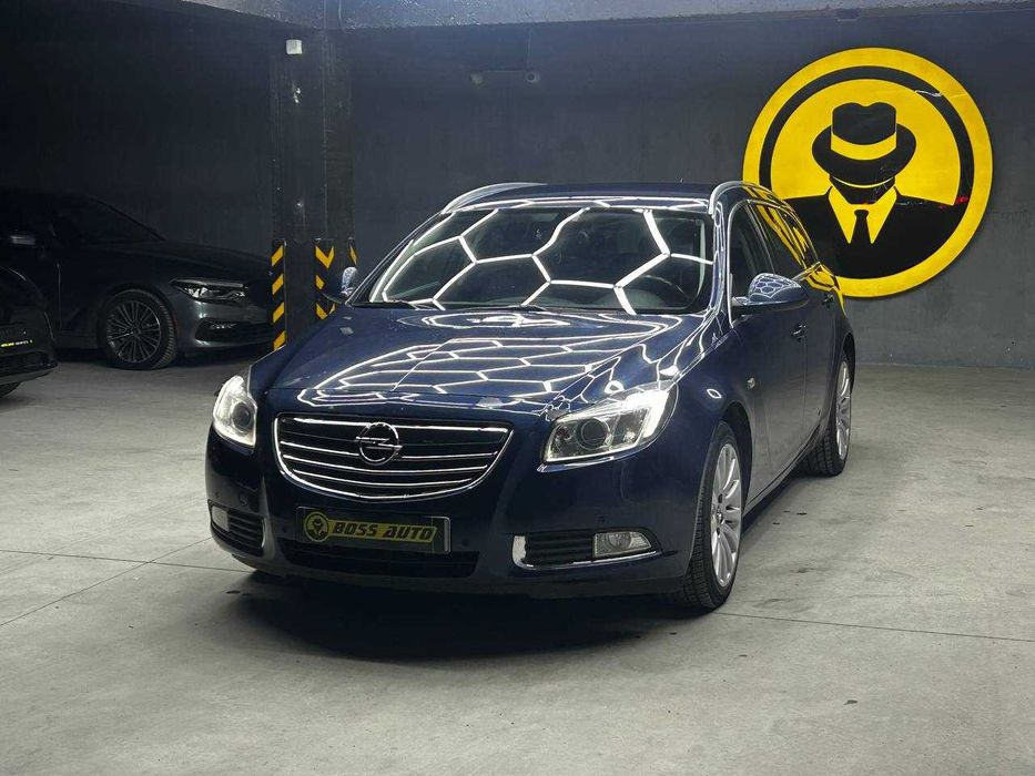 Opel Insignia Sports Tourer 2011