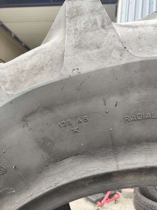 Para opon 14.9R24 126A8 Michelin Bib X