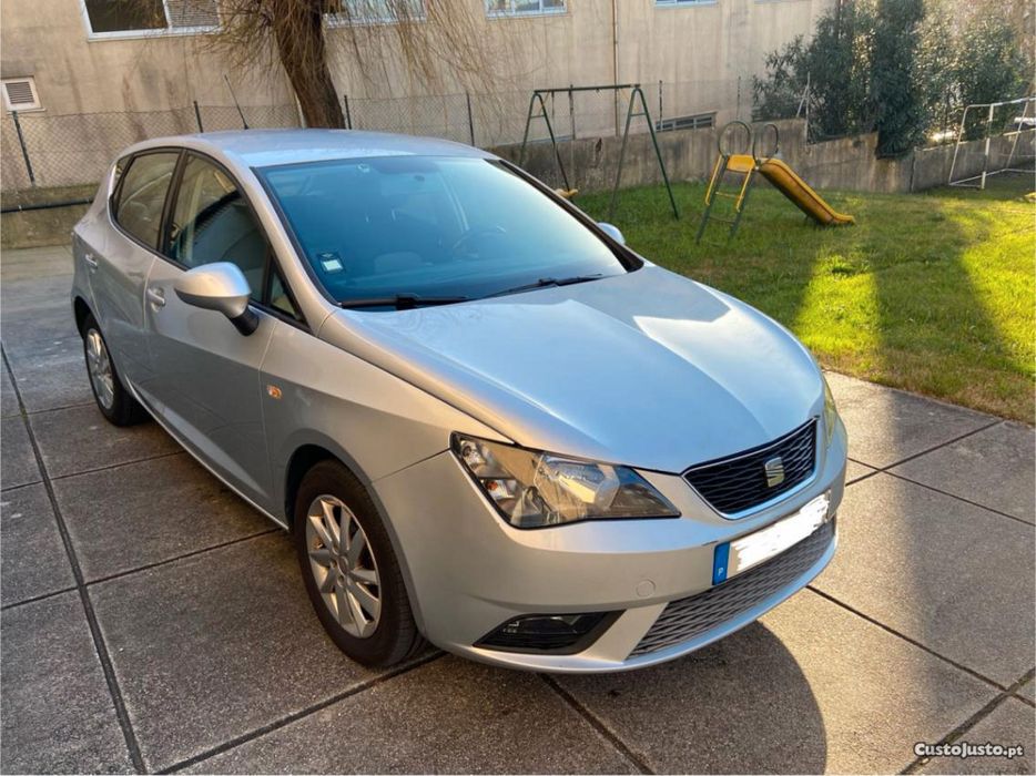 Seat Ibiza bem estimado