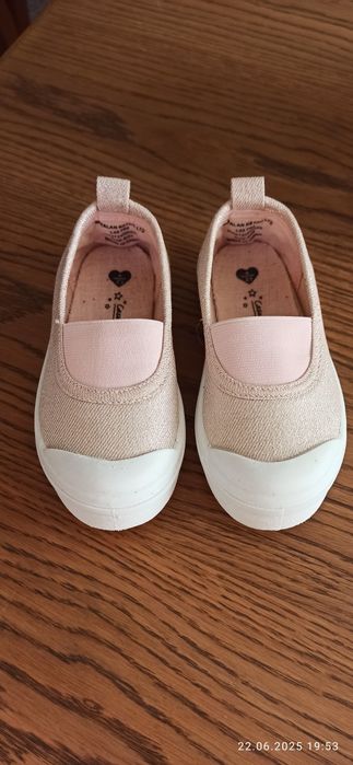 Кеди, мокасини, балетки, тапочки  Matalan,  23 розмір