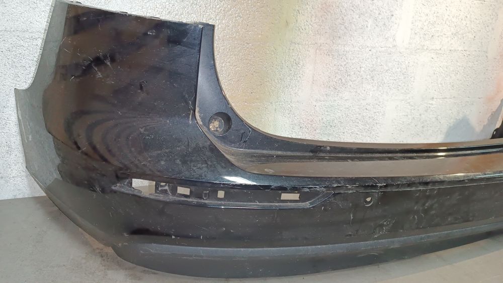 Vendo parachoque de trás Volvo V60 R-desing pro ano 2018/19