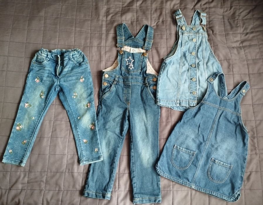 Безкоштовно речі на дівчинку