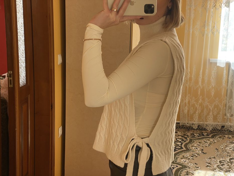 Жилетка вʼязана H&M