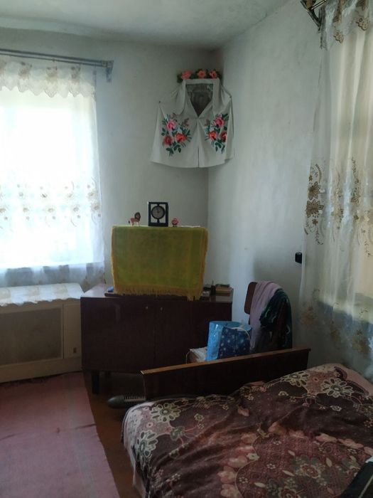 Продаю будинок в селі Перемога