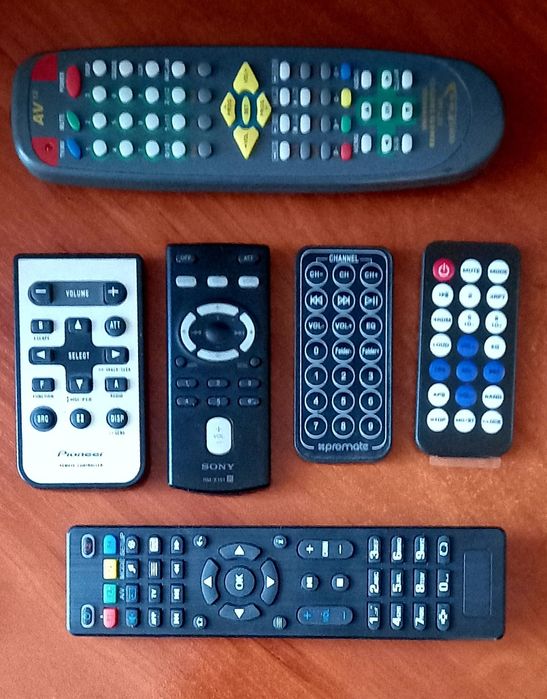 Пульт для магнитол и ...