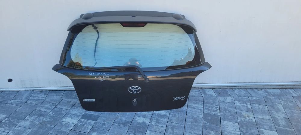 klapa bagażnika toyota yaris i lift ze spojelrem, kod koloru 209