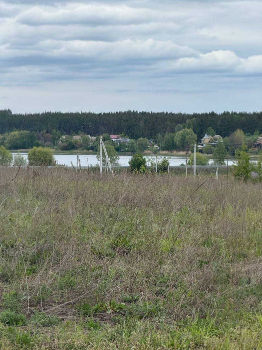 Продам ділянку 10 соток під житлову забудову в с.Мироцьке