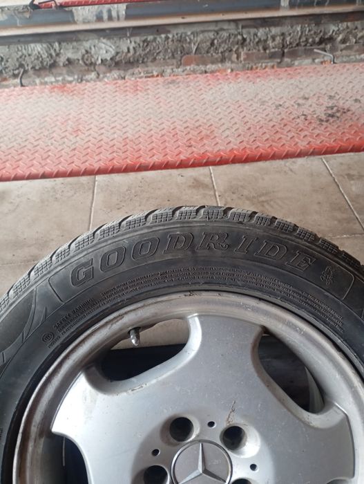 Продам 4 колеса Мерседес R16