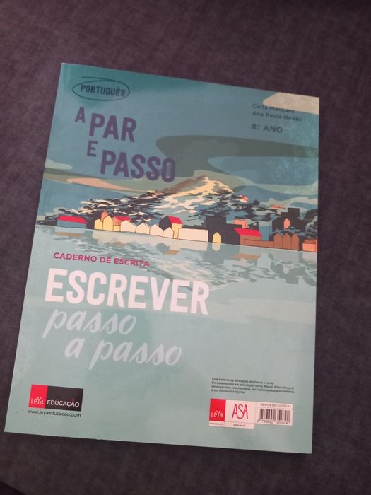 A Par e Passo 8° Ano - Caderno de Actividades Português
