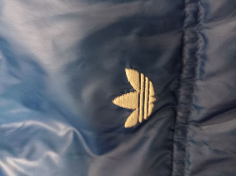 Zimowa kurtka damska Adidas