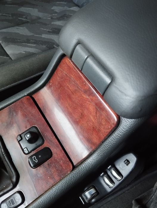 Салон Мерседес w210 ,задний диван, дерево салона