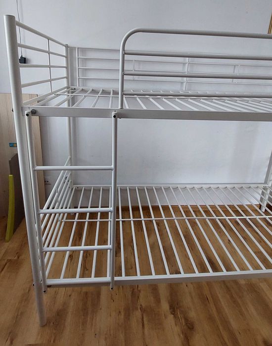 Łóżko pietrowe plovstrup lewa strona.