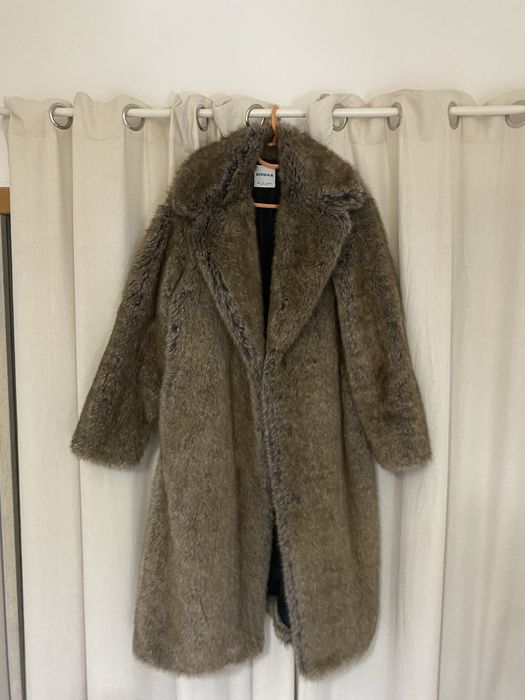 casaco de pelo longo