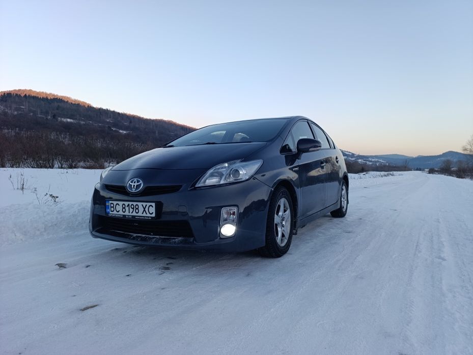 Toyota Пріус