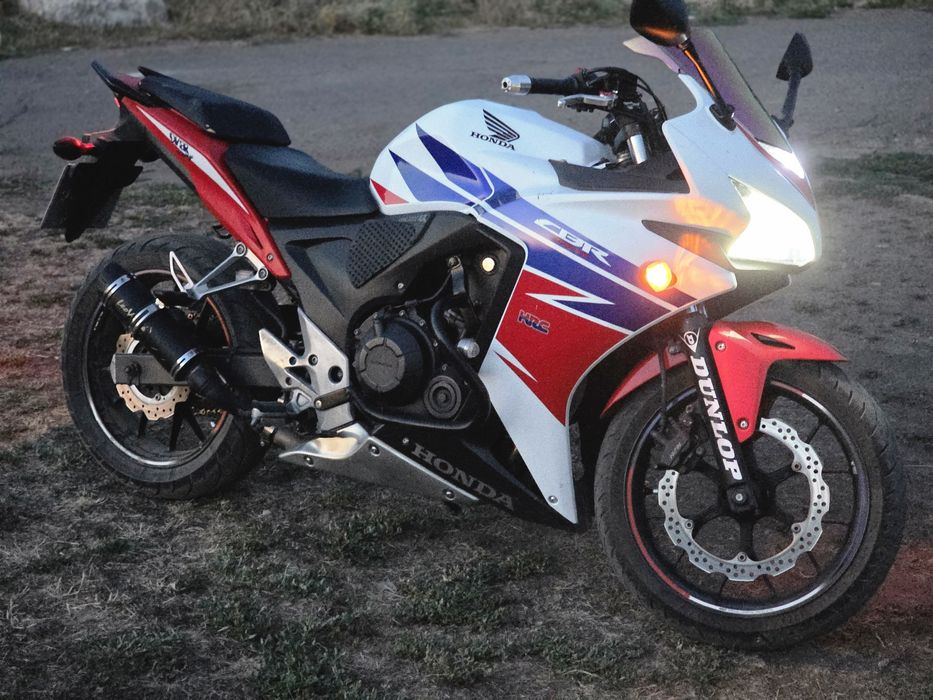 Продам хонду 400 кубів
