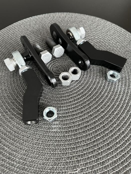 Adaptery skrętu BMW E9x E8x Drift KJS E92 E90 E93 E82 E81 E87