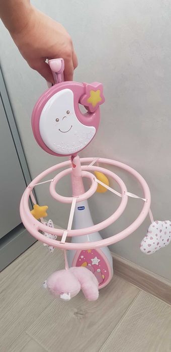 Продам мобіль для кроватки від Chicco