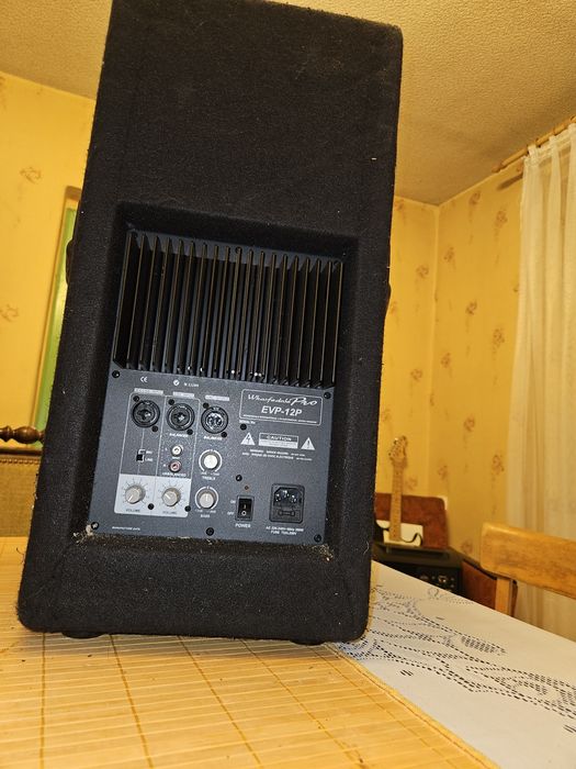 Yamaha msr100, aktywny głośnik. Waga 11 kg. Wharfedale EVP-12P