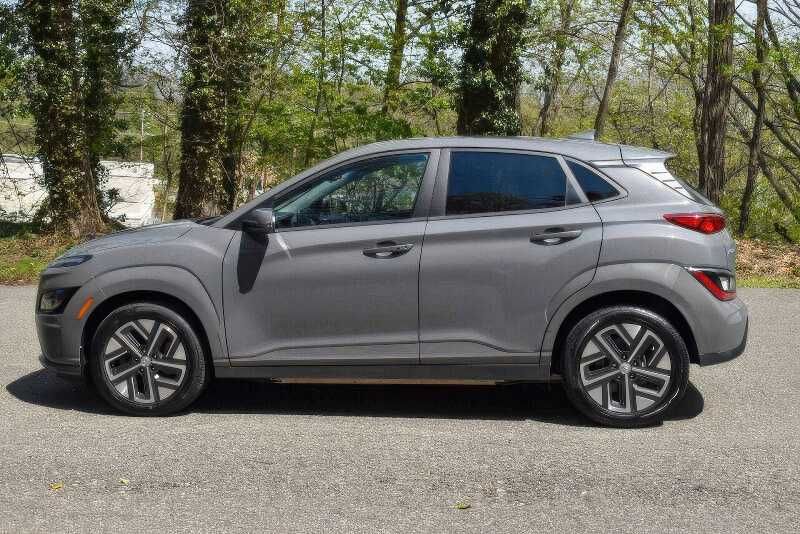 2023 Hyundai Kona Electric SE