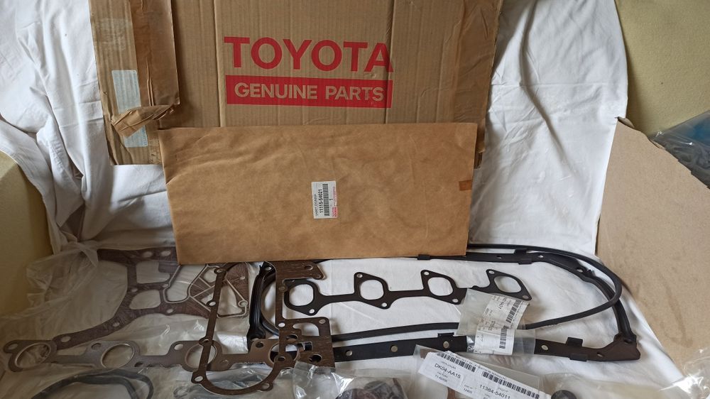 Toyota Hilux, jogo juntas do motor completo.