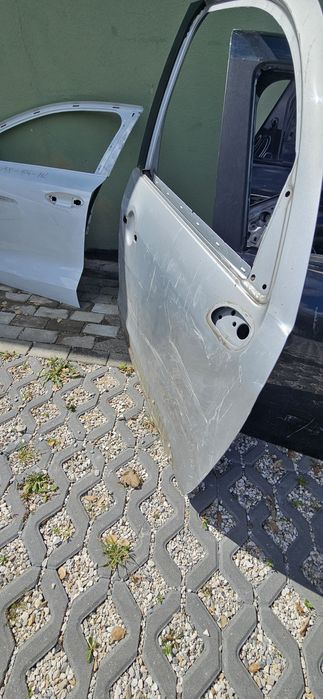 Porya frente direita citroen c3 picasso