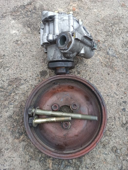 Комплект стартер генератор гур VW T4 2.4 2.5 тді 074903023R 074145167