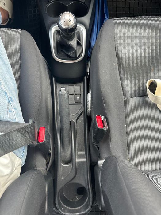 Toyota Yaris 1.0 VVT-i | 63.000 km | Excelente Negócio