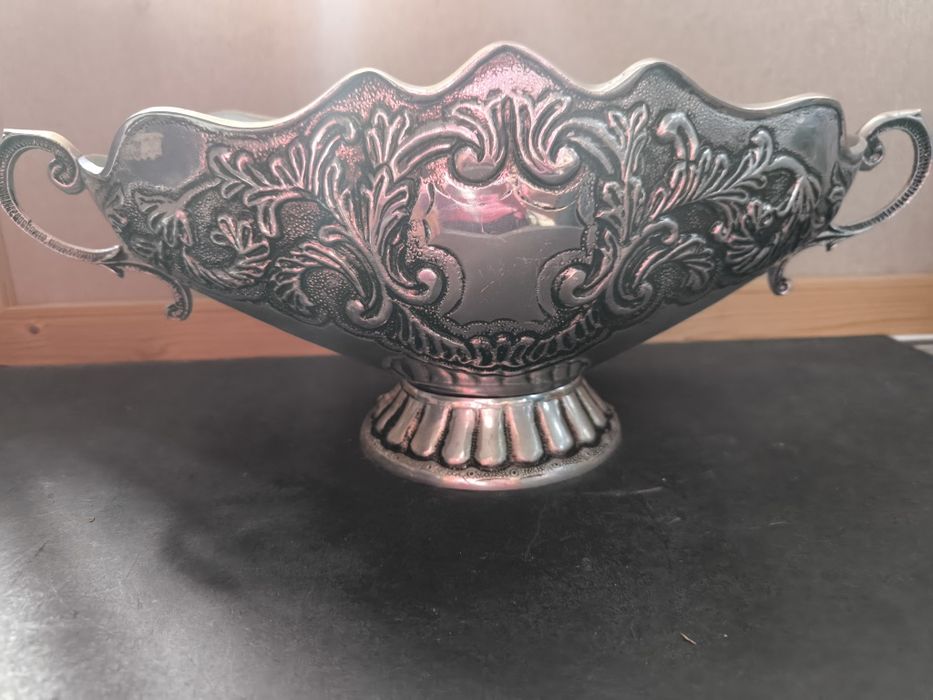 Taça Decorativa Metal Trabalhado