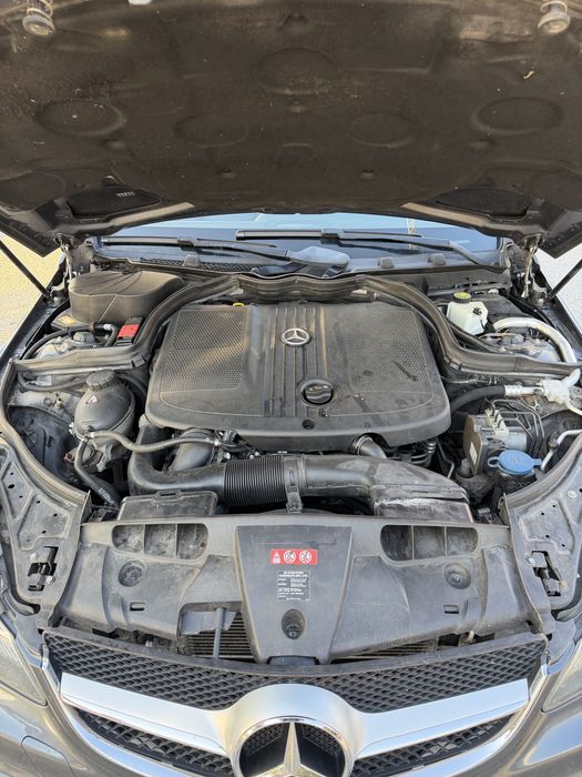 Mercedes e220 9G 2015