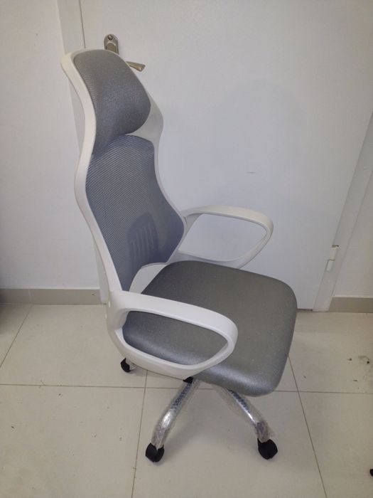 Ергономічне крісло