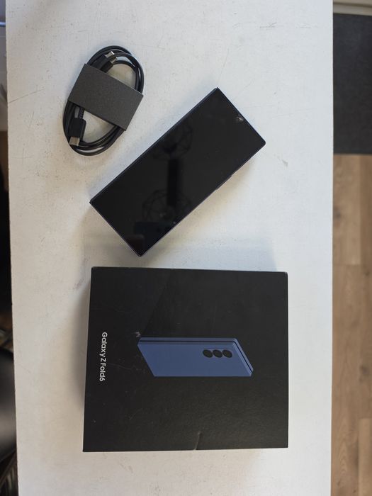 Samsung Galaxy Z Fold 6