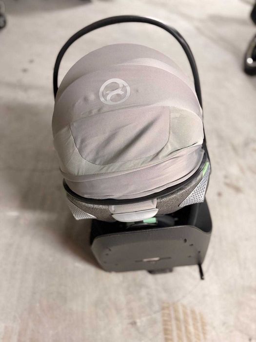 Cadeira Auto Cybex Cloud T i-Size
