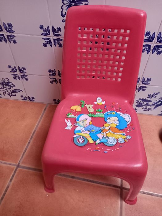 Cadeira criança, antiga